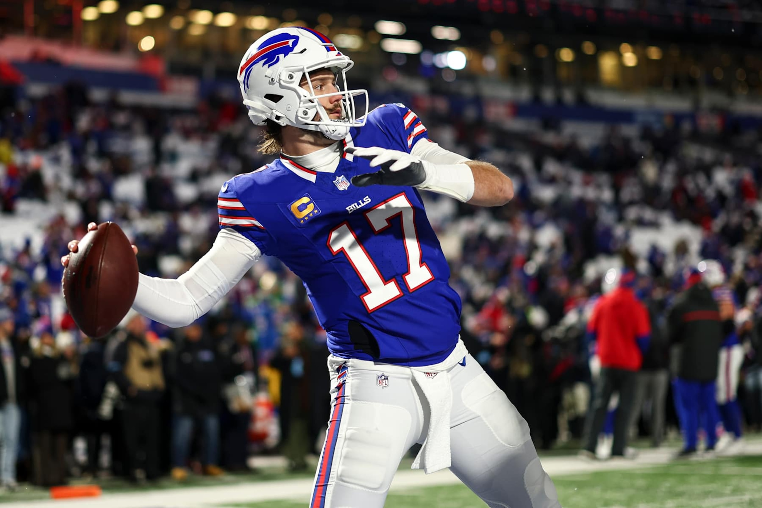 ORCHARD PARK, NEW YORK - DECEMBER 1: Josh Allen #17 of the Buffalo Bills warms up prior to an NFL football game against the San Francisco 49ers at Highmark Stadium on December 1, 2024 in Orchard Park, New York. (Photo by Kevin Sabitus/Getty Images)