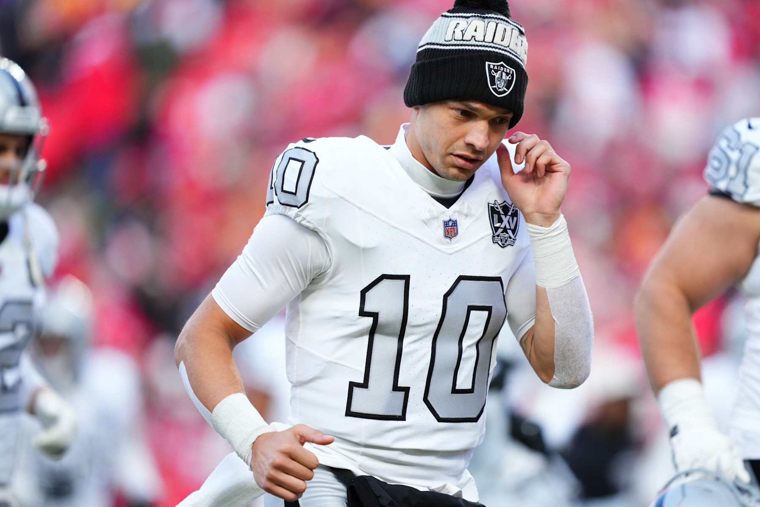 Raiders QB Desmond Ridder Raiders QB Desmond Ridder