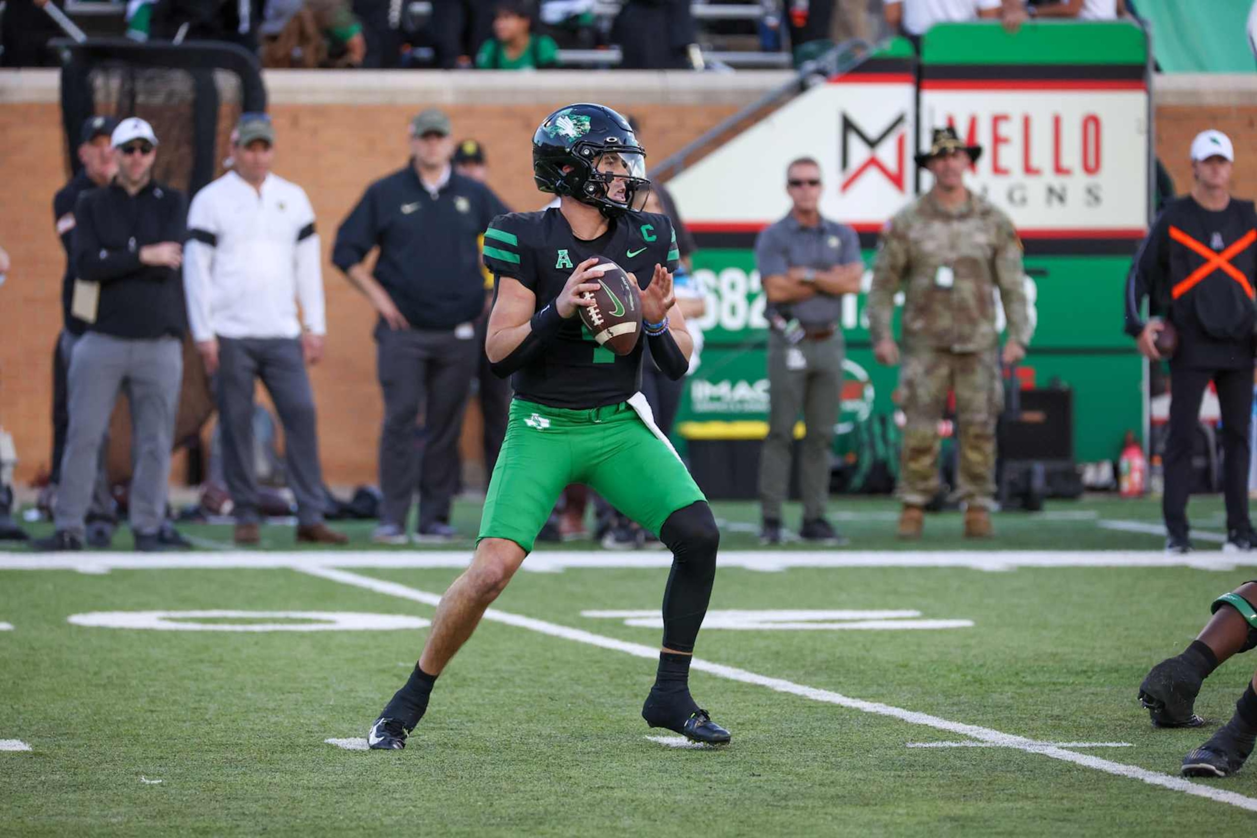 DENTON, TX - NOVEMBER 09: North Texas Mean Green quarterback Chandler Morris (4) passes during the game between Army and North Texas on November 9, 2024 at DATCU Stadium in Denton, TX. (Photo by George Walker/Icon Sportswire via Getty Images)