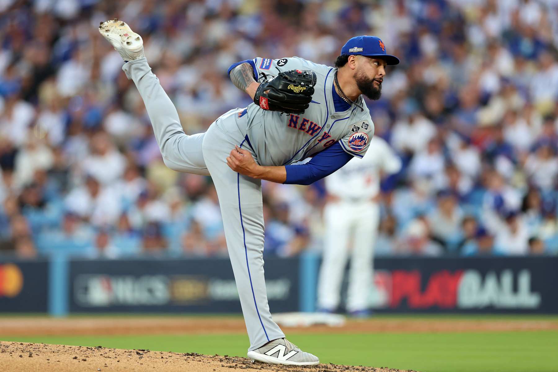 LOS ANGELES, CALIFORNIA - OCTOBER 20:  Starting pitcher Sean Manaea #59 of the New York Mets pitches during the 2nd inning of Game Six of the National League Championship Series against the Los Angeles Dodgers at Dodger Stadium on October 20, 2024 in Los Angeles, California. (Photo by Sean M. Haffey/Getty Images)