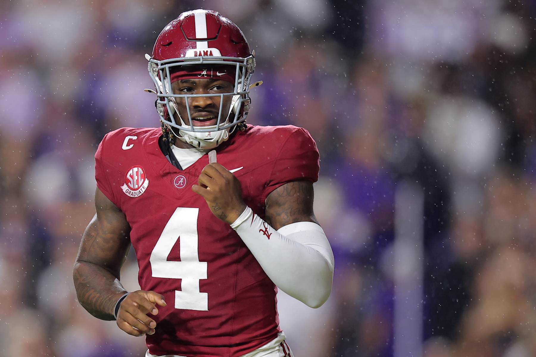 BATON ROUGE, LOUISIANA - NOVEMBER 09: Jalen Milroe #4 of the Alabama Crimson Tide reacts against the LSU Tigers during a game at Tiger Stadium on November 09, 2024 in Baton Rouge, Louisiana. (Photo by Jonathan Bachman/Getty Images)