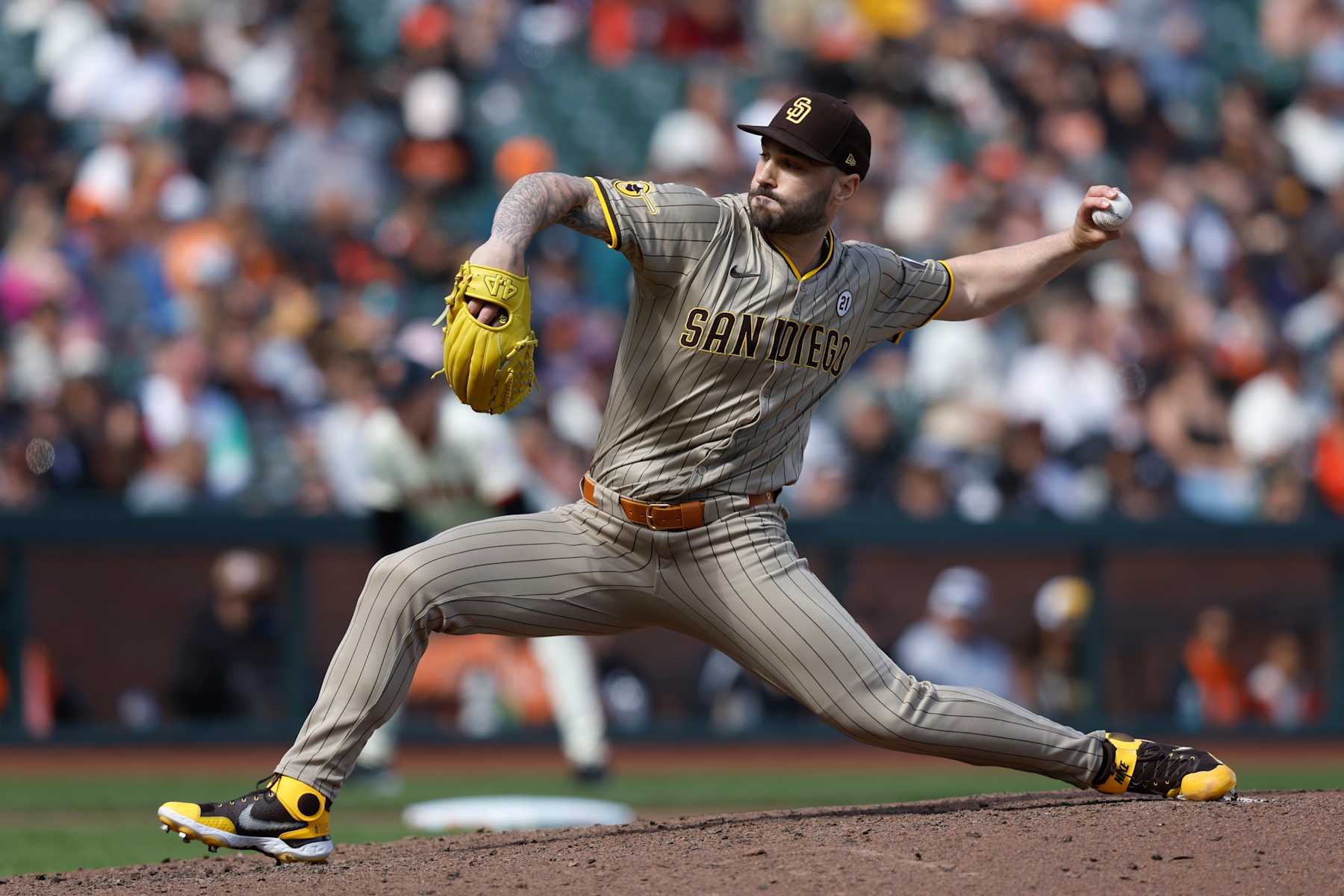 SAN FRANCISCO, CA - SEPTEMBER 15: Tanner Scott #66 of the San Diego Padres pitches during the game between the San Diego Padres and the San Francisco Giants at Oracle Park on Sunday, September 15, 2024 in San Francisco, California. (Photo by Lachlan Cunningham/MLB Photos via Getty Images)