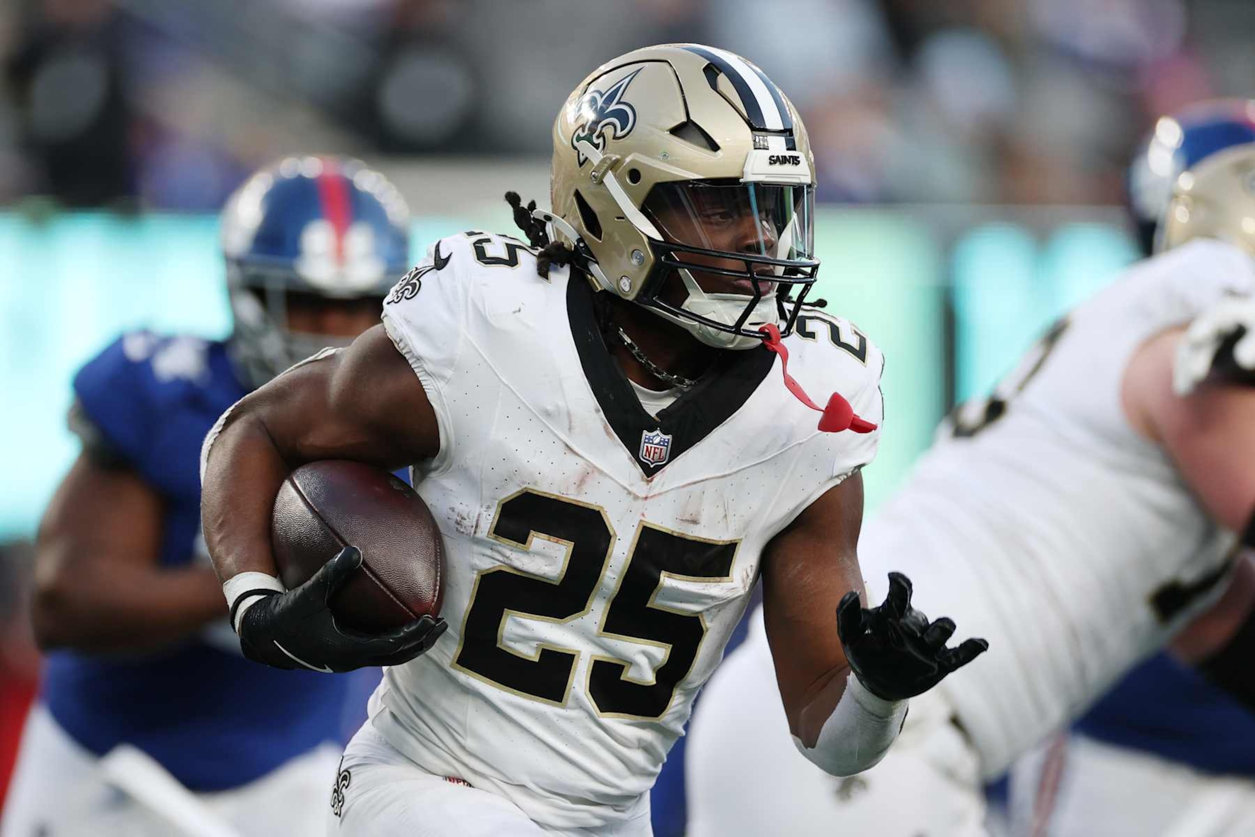EAST RUTHERFORD, NEW JERSEY - DECEMBER 08: Kendre Miller #25 of the New Orleans Saints in action during the game against the New York Giants at MetLife Stadium on December 08, 2024 in East Rutherford, New Jersey. (Photo by Sarah Stier/Getty Images)