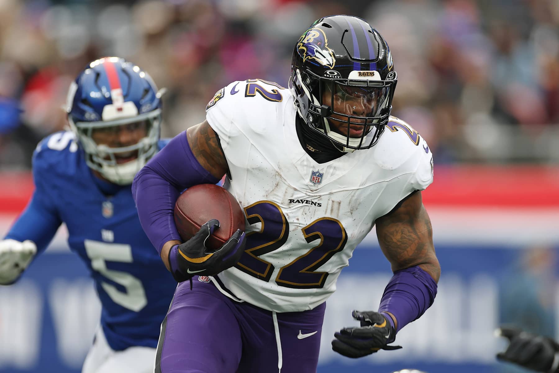 EAST RUTHERFORD, NEW JERSEY - DECEMBER 15: Derrick Henry #22 of the Baltimore Ravens runs with the ball during the second half against the New York Giants at MetLife Stadium on December 15, 2024 in East Rutherford, New Jersey. (Photo by Sarah Stier/Getty Images)