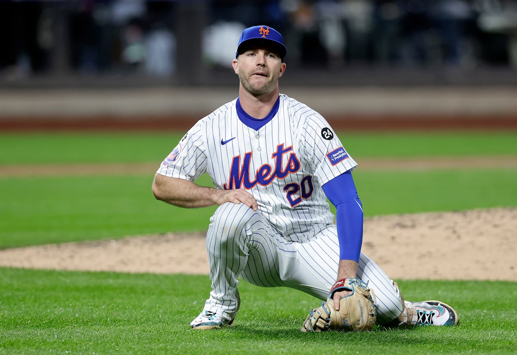 NEW YORK, NEW YORK - OCTOBER 17: (NEW YORK DAILIES OUT) Pete Alonso #20 of the New York Mets in action against the Los Angeles Dodgers during Game Four of the National League Championship Series at Citi Field on October 17, 2024 in New York City. The Dodgers defeated the Mets 10-2. (Photo by Jim McIsaac/Getty Images)