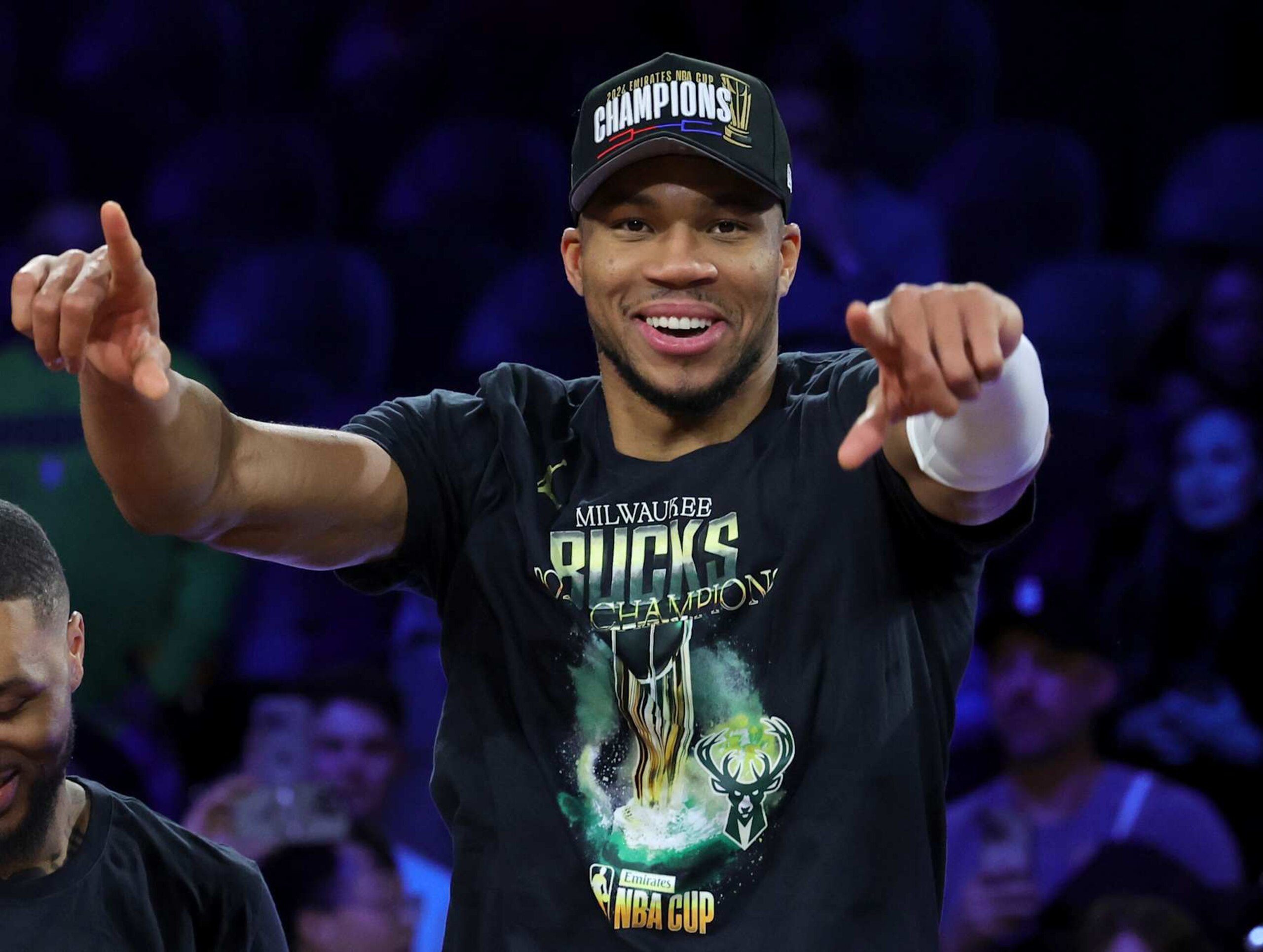 LAS VEGAS, NEVADA - DECEMBER 17: Giannis Antetokounmpo #34 of the Milwaukee Bucks celebrates after the Bucks defeated the Oklahoma City Thunder 97-81 to win the championship game of the Emirates NBA Cup at T-Mobile Arena on December 17, 2024 in Las Vegas, Nevada. NOTE TO USER: User expressly acknowledges and agrees that, by downloading and or using this photograph, User is consenting to the terms and conditions of the Getty Images License Agreement. (Photo by Ethan Miller/Getty Images)