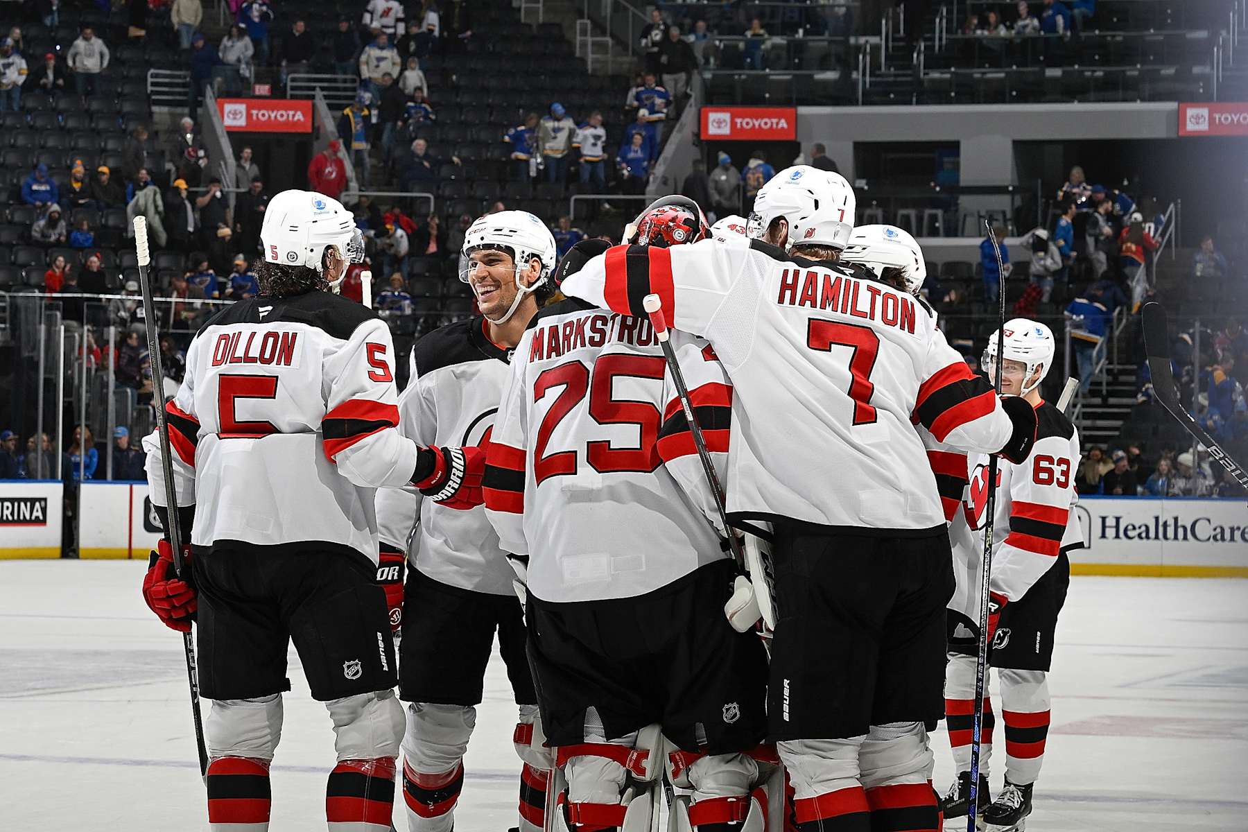 ST. LOUIS, MO - DECEMBER 17: The New Jersey Devils celebrate their 4-1 victory over the St. Louis Blues on December 17, 2024 at the Enterprise Center in St. Louis, Missouri. (Photo by Joe Puetz/NHLI via Getty Images)