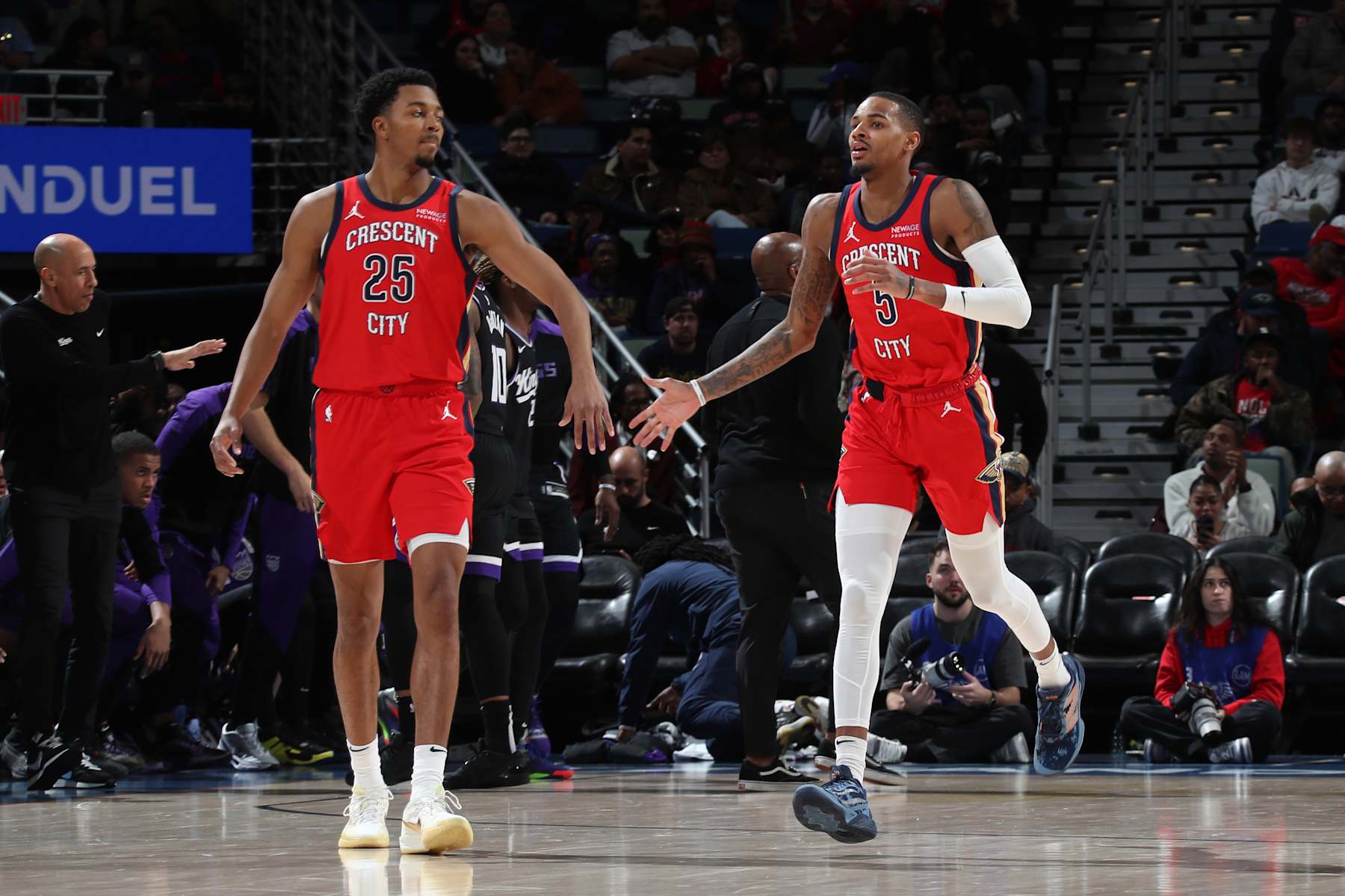 Trey Murphy III and Dejounte Murray