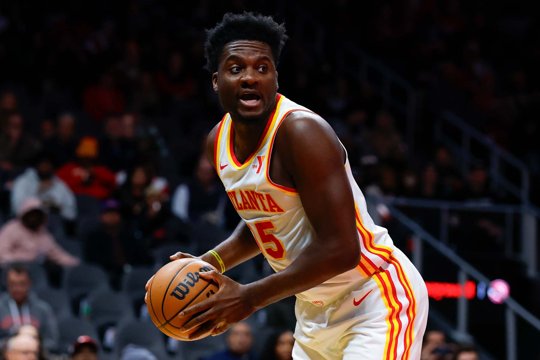 ATLANTA, GEORGIA - DECEMBER 2: Clint Capela #15 of the Atlanta Hawks looks to pass during the second quarter against the New Orleans Pelicans at State Farm Arena on December 2, 2024 in Atlanta, Georgia. NOTE TO USER: User expressly acknowledges and agrees that, by downloading and or using this photograph, User is consenting to the terms and conditions of the Getty Images License Agreement. (Photo by Todd Kirkland/Getty Images)