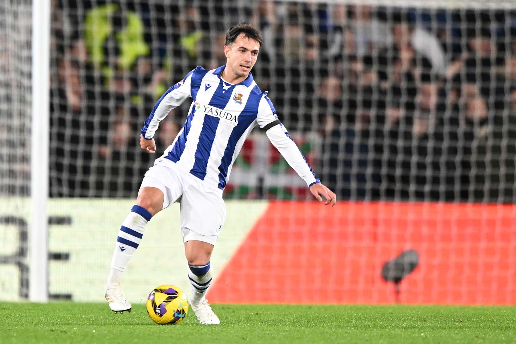 SAN SEBASTIAN, SPAIN - DECEMBER 15: Martin Zubimendi of Real Sociedad during the LaLiga EA Sports match between Real Sociedad v Las Palmas at the Estadio Reale Arena on December 15, 2024 in San Sebastian Spain (Photo by Cesar Ortiz/Soccrates/Getty Images)