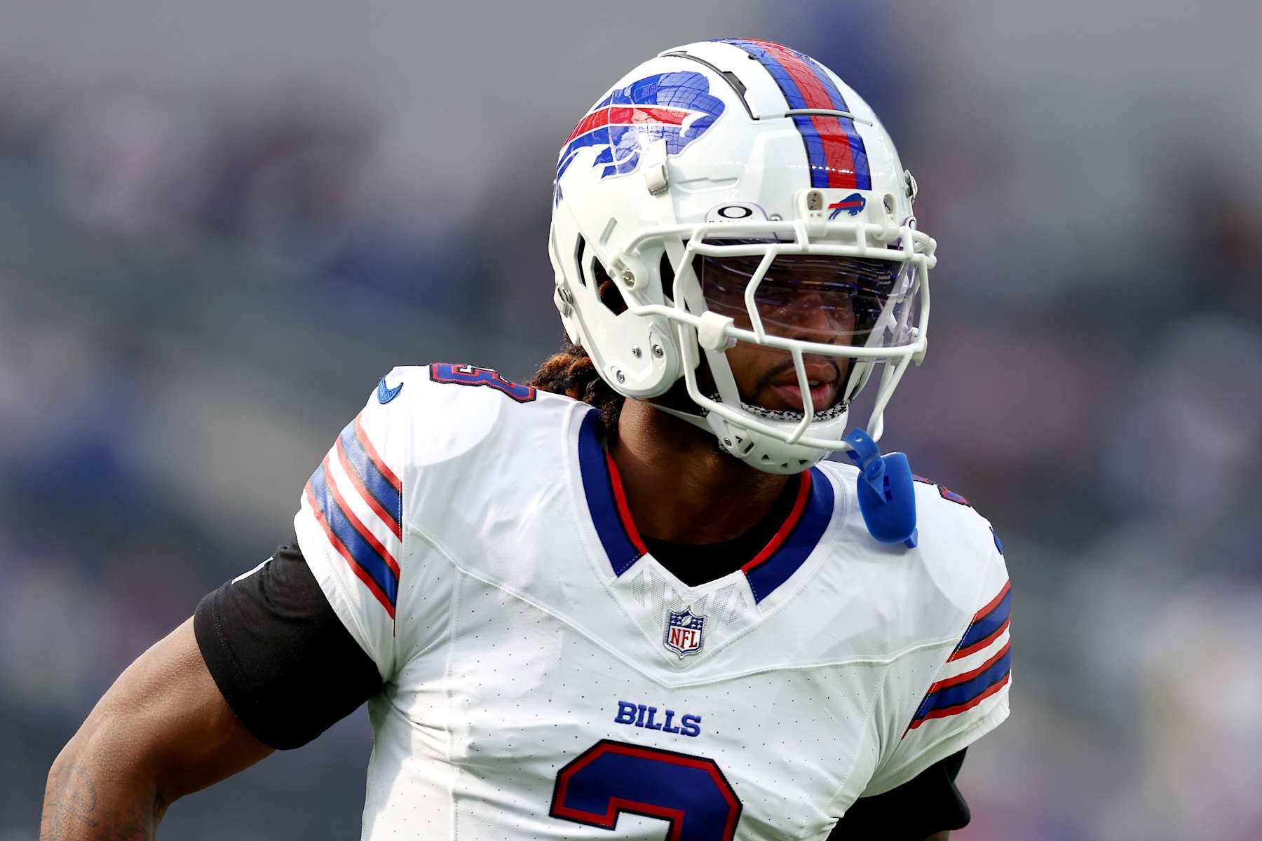 INGLEWOOD, CALIFORNIA - DECEMBER 08: Damar Hamlin #3 of the Buffalo Bills warms up prior to the game against the Los Angeles Rams at SoFi Stadium on December 08, 2024 in Inglewood, California. (Photo by Katelyn Mulcahy/Getty Images)