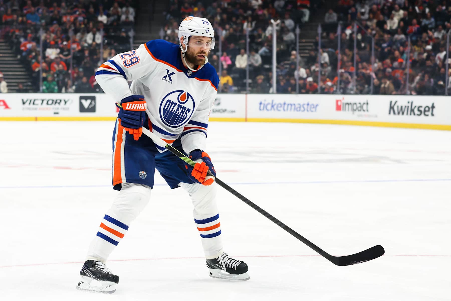 ANAHEIM, CA - DECEMBER 29: Leon Draisaitl #29 of the Edmonton Oilers skates during the game against the Anaheim Ducks on December 29, 2024 at Honda Center in Anaheim, California. (Photo by Debora Robinson/NHLI via Getty Images)