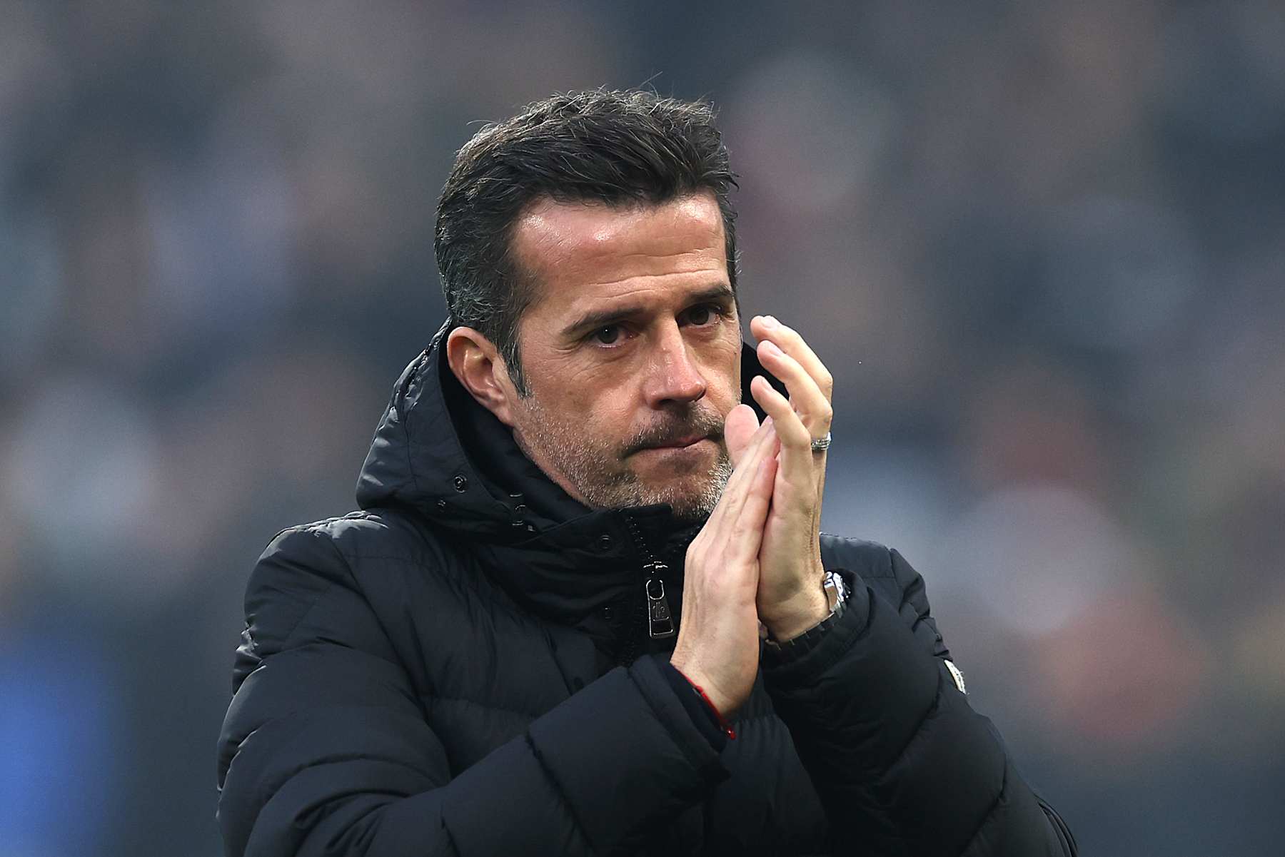 LONDON, ENGLAND - DECEMBER 29: Marco Silva, Manager of Fulham, acknowledges the fans prior to the Premier League match between Fulham FC and AFC Bournemouth at Craven Cottage on December 29, 2024 in London, England. (Photo by Eddie Keogh/Getty Images)