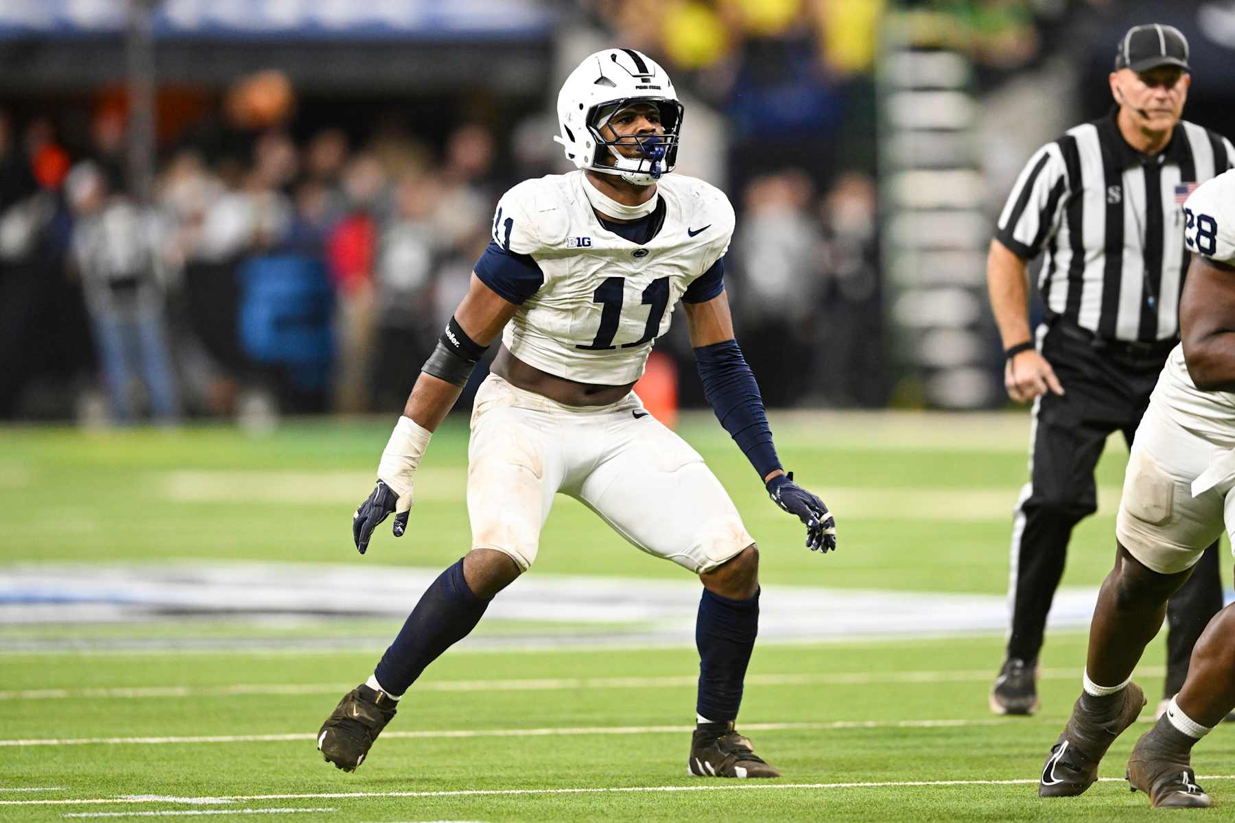 INDIANAPOLIS, IN - DECEMBER 07: Penn State Nittany Lions DE Abdul Carter (11) during the Big Ten Championship football game between the Penn State Nittany Lions and the Oregon Ducks on December 7, 2024 at Lucas Oil Stadium in Indianapolis, IN (Photo by James Black/Icon Sportswire via Getty Images)