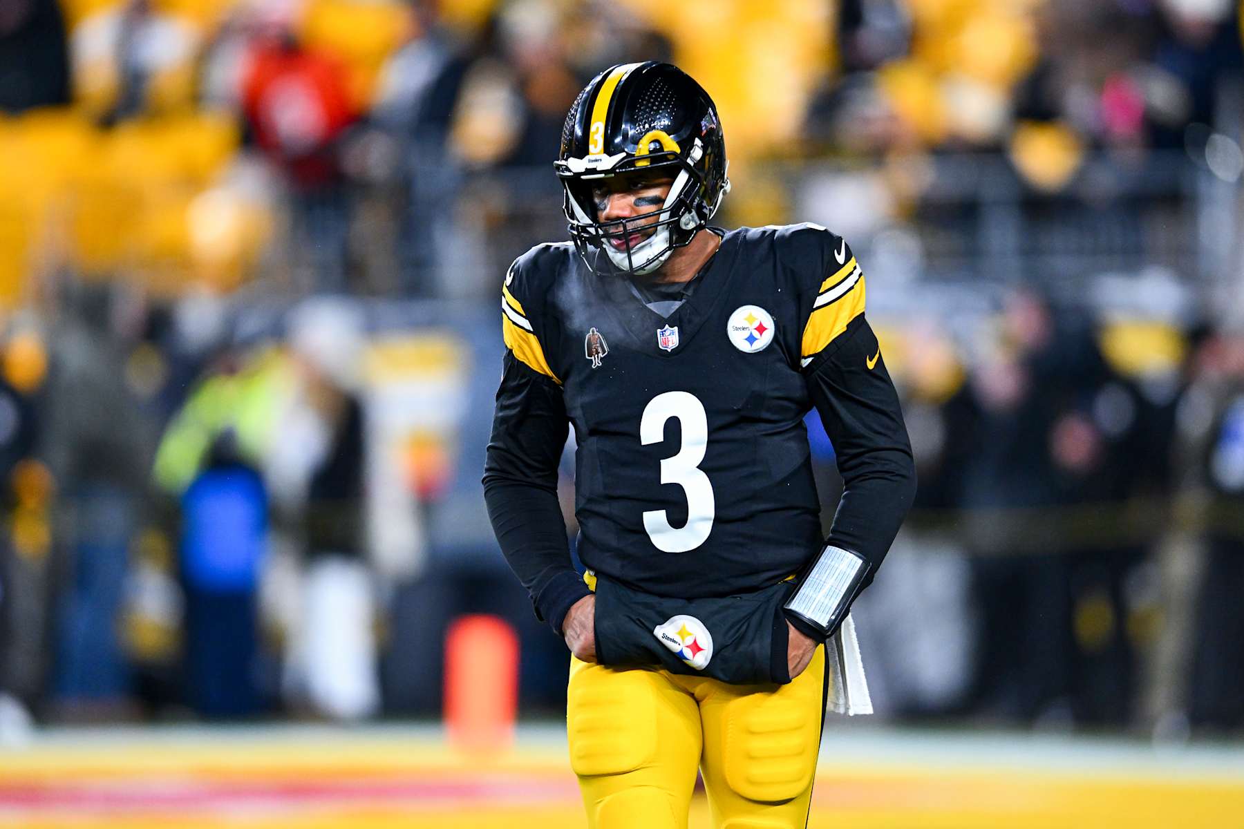 PITTSBURGH, PENNSYLVANIA - JANUARY 04: Russell Wilson #3 of the Pittsburgh Steelers looks on before a game against the Cincinnati Bengals at Acrisure Stadium on January 04, 2025 in Pittsburgh, Pennsylvania. (Photo by Joe Sargent/Getty Images)