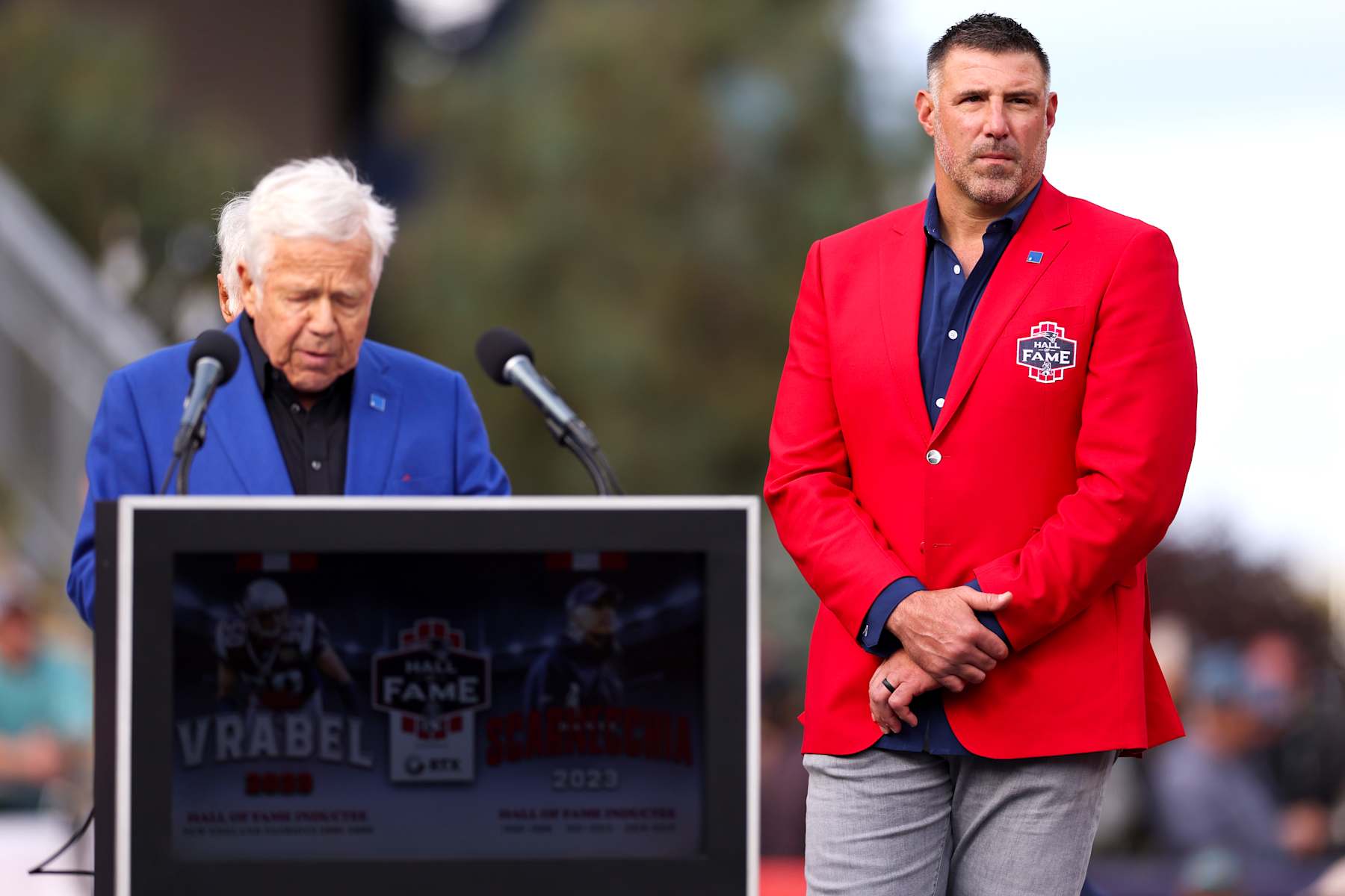 Patriots president Robert Kraft and former Titans head coach Mike Vrabel Patriots president Robert Kraft and former Titans head coach Mike Vrabel