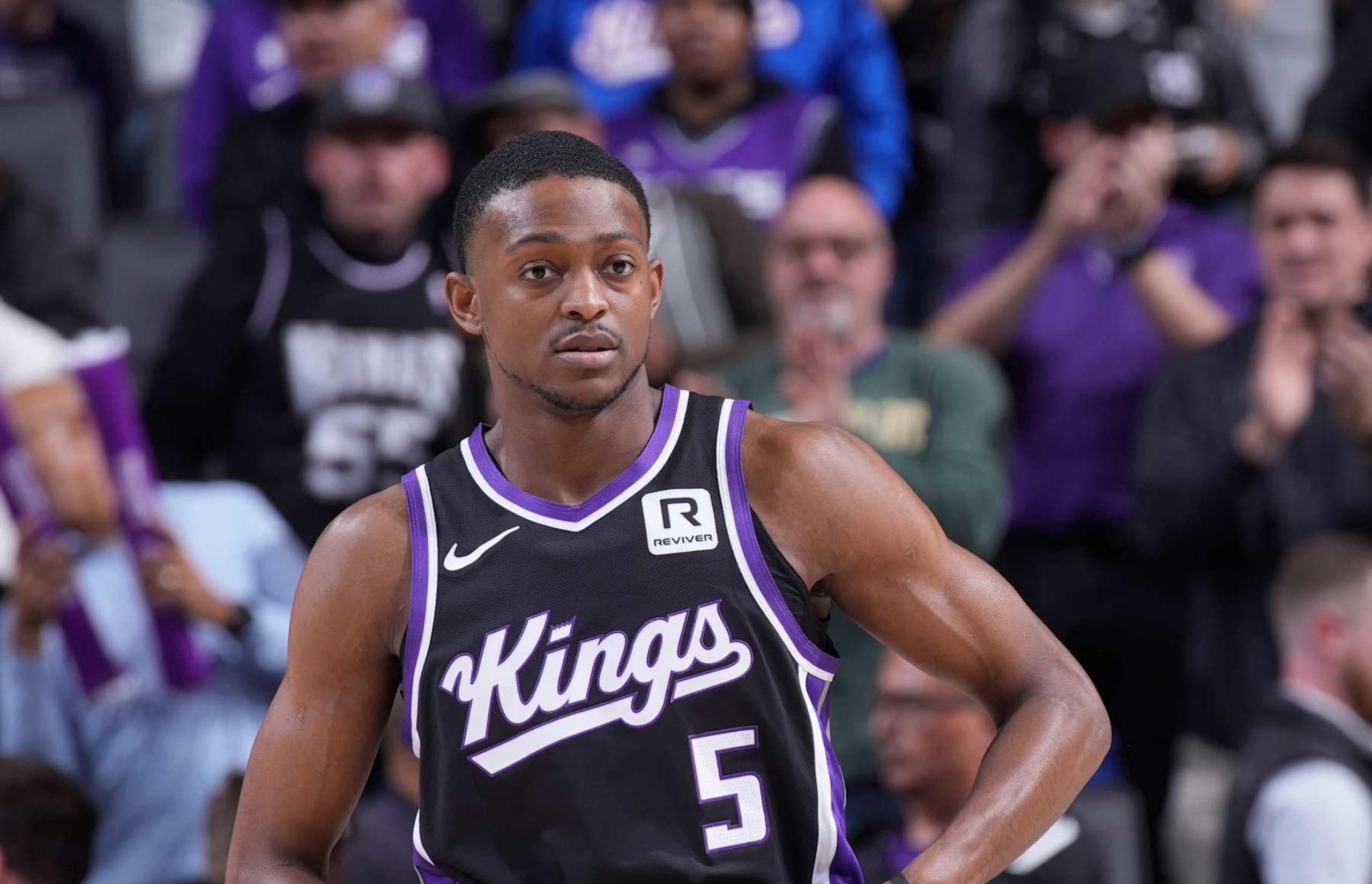 SACRAMENTO, CA - JANUARY 3: De'Aaron Fox #5 of the Sacramento Kings looks on during the game against the Memphis Grizzlies on January 3, 2025 at Golden 1 Center in Sacramento, California. NOTE TO USER: User expressly acknowledges and agrees that, by downloading and or using this photograph, User is consenting to the terms and conditions of the Getty Images Agreement. Mandatory Copyright Notice: Copyright 2025 NBAE (Photo by Rocky Widner/NBAE via Getty Images) SACRAMENTO, CA - JANUARY 3: De'Aaron Fox #5 of the Sacramento Kings looks on during the game against the Memphis Grizzlies on January 3, 2025 at Golden 1 Center in Sacramento, California. NOTE TO USER: User expressly acknowledges and agrees that, by downloading and or using this photograph, User is consenting to the terms and conditions of the Getty Images Agreement. Mandatory Copyright Notice: Copyright 2025 NBAE (Photo by Rocky Widner/NBAE via Getty Images)