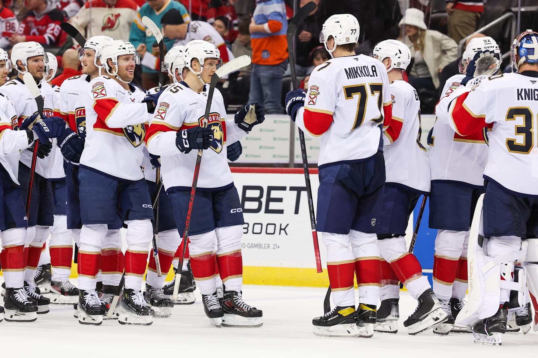 NEWARK, NJ - JANUARY 14: Florida Panthers center Anton Lundell (15) celebrates after scoring the game winning goal in the shootout during a NHL game between the Florida Panthers and New Jersey Devils at Prudential Center on January 14, 2025 in Newark, New Jersey. (Photo by Andrew Mordzynski/Icon Sportswire via Getty Images)