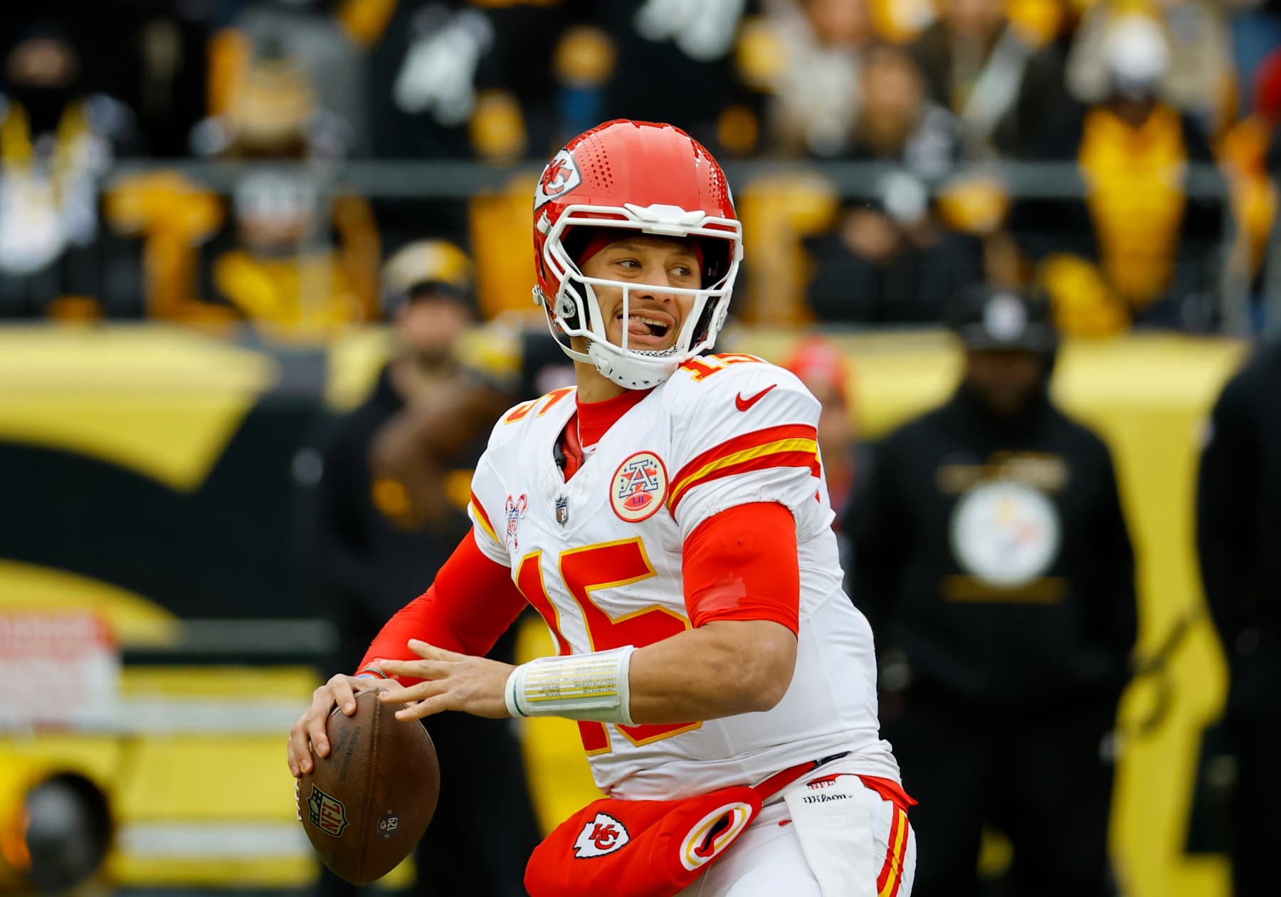 PITTSBURGH, PA - DECEMBER 25: Patrick Mahomes #15 of the Kansas City Chiefs in action against the Pittsburgh Steelers on December 25, 2024 at Acrisure Stadium in Pittsburgh, Pennsylvania. (Photo by Justin K. Aller/Getty Images)