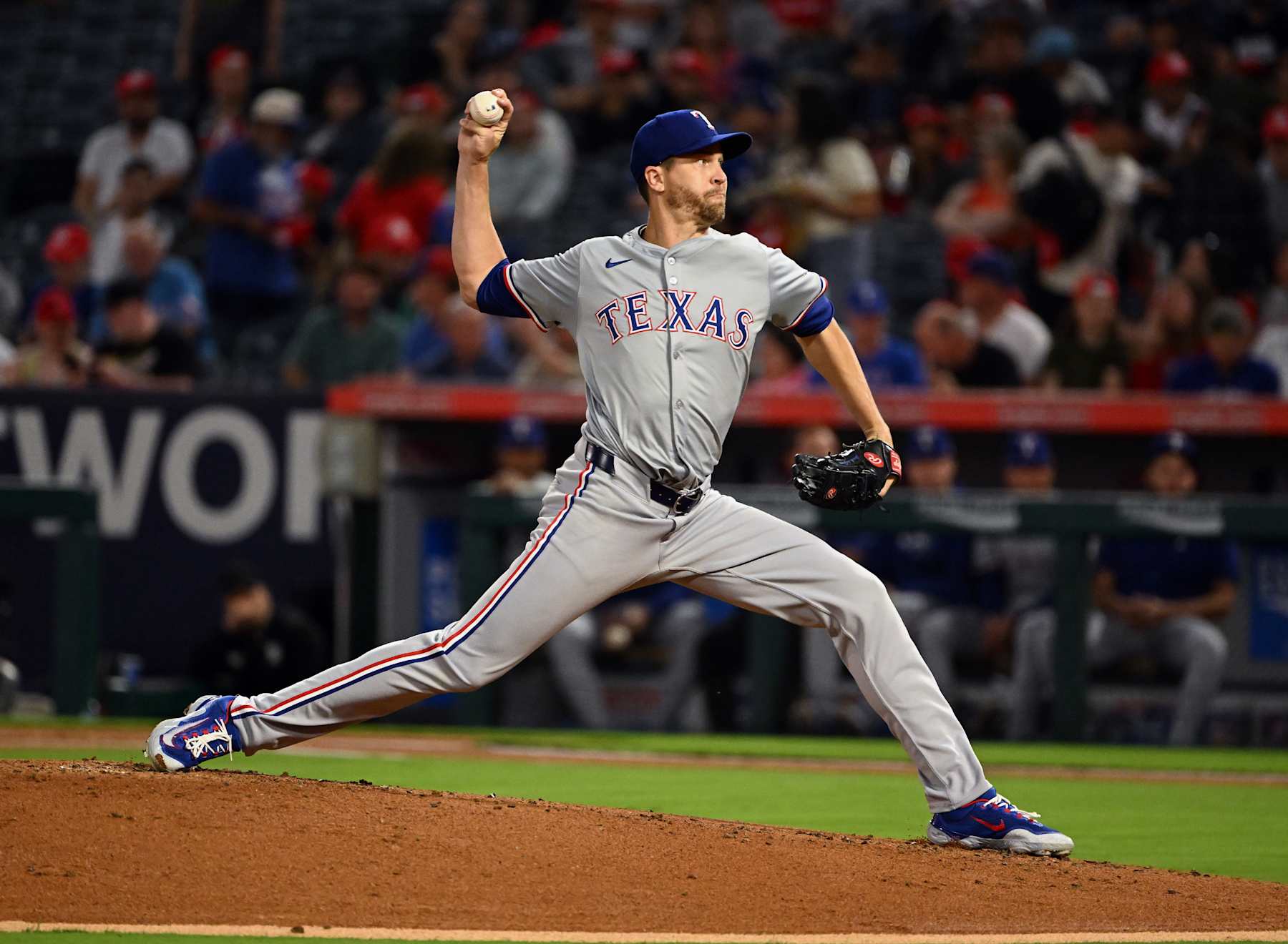 ANAHEIM, CA - SEPTEMBER 27: Texas Rangers pitcher Jacob deGrom (48) pitching during an MLB baseball game against the Los Angeles Angels played on September 27, 2024 at Angel Stadium in Anaheim, CA. (Photo by John Cordes/Icon Sportswire via Getty Images)