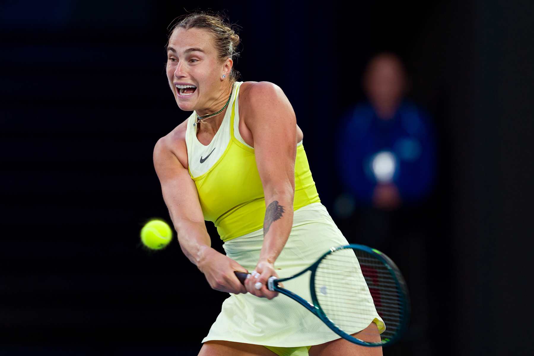 MELBOURNE, AUSTRALIA - JANUARY 21: Aryna Sabalenka plays a backhand against Anastasia Pavlyuchenkova in the Women's Singles Quarterfinal during day 10 of the 2025 Australian Open at Melbourne Park on January 21, 2025 in Melbourne, Australia. (Photo by Andy Cheung/Getty Images)