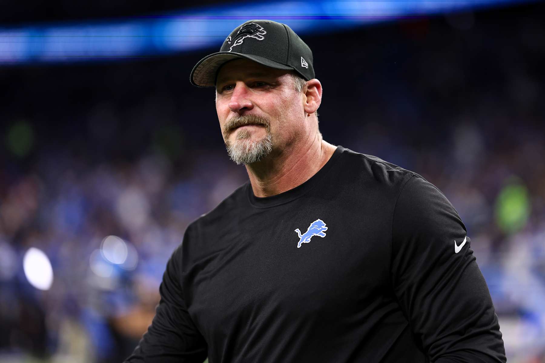 DETROIT, MICHIGAN - JANUARY 5: Head coach Dan Campbell of the Detroit Lions smiles prior to an NFL football game against the Minnesota Vikings at Ford Field on January 5, 2025 in Detroit, Michigan. (Photo by Kevin Sabitus/Getty Images)