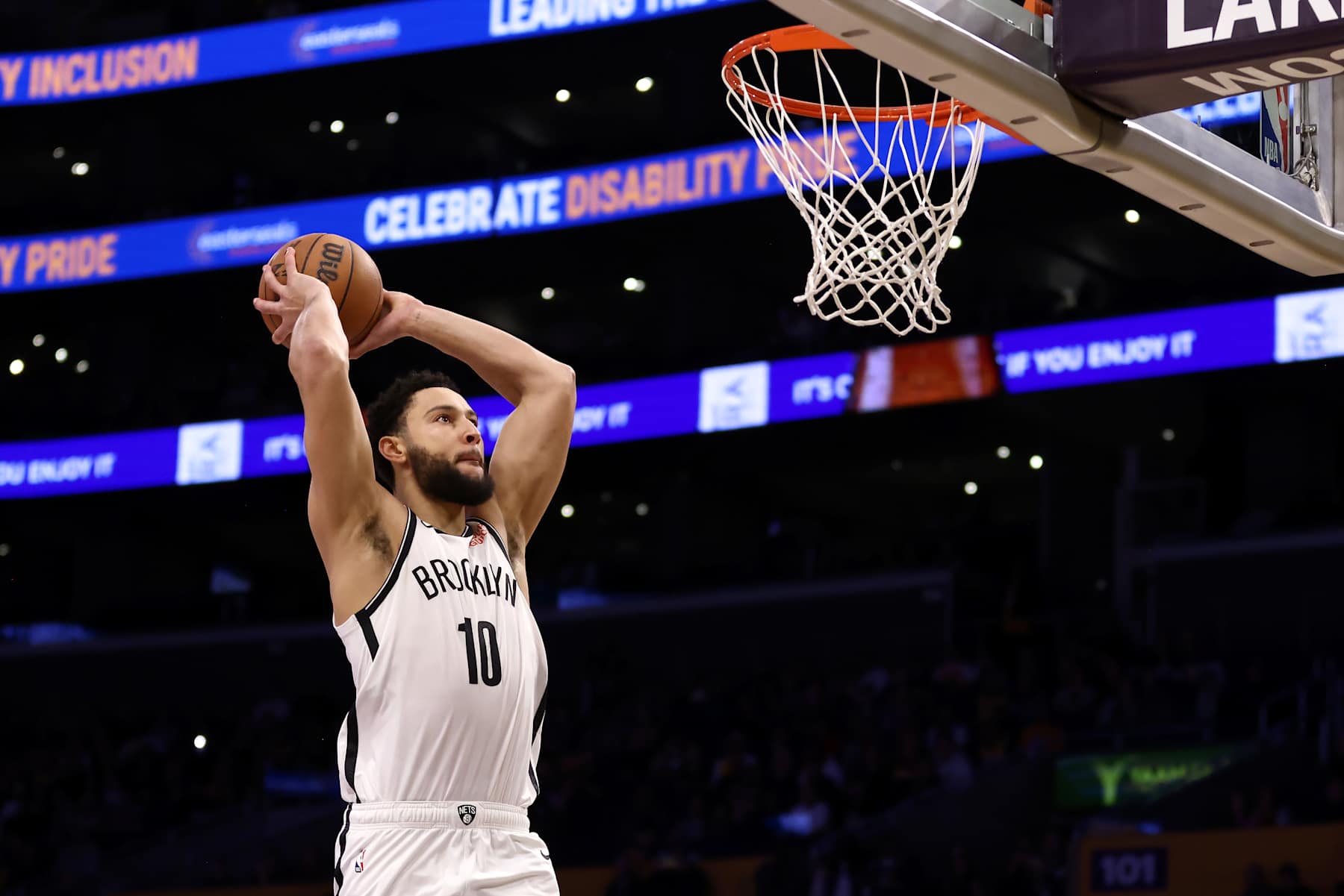 LOS ANGELES, CALIFORNIA - JANUARY 17: Ben Simmons #10 of the Brooklyn Nets dunks the ball during the first quarter against the Los Angeles Lakers at Crypto.com Arena on January 17, 2025 in Los Angeles, California. NOTE TO USER: User expressly acknowledges and agrees that, by downloading and/or using this Photograph, user is consenting to the terms and conditions of the Getty Images License Agreement. (Photo by Katelyn Mulcahy/Getty Images)