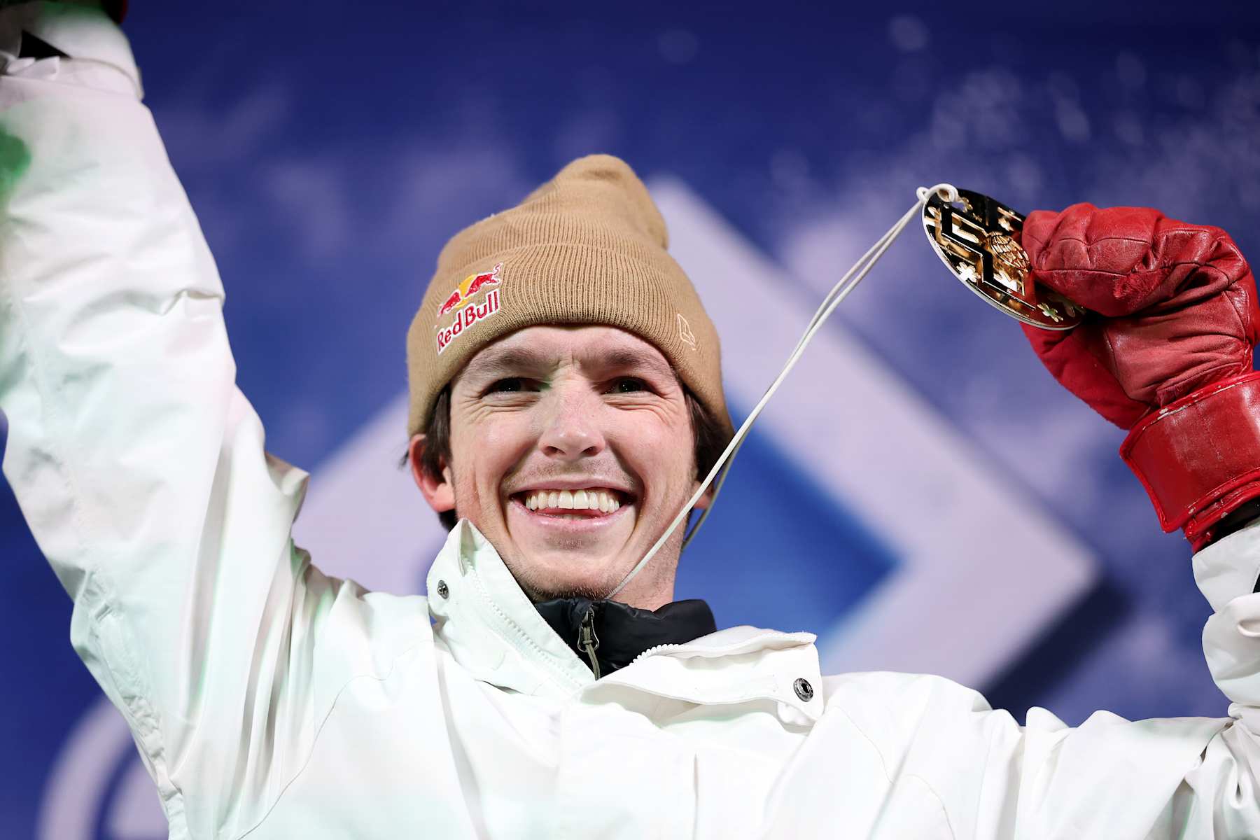 ASPEN, COLORADO - JANUARY 23: Scotty James of Australia celebrates on the podium after winning the Men's Snowboard Superpipe during Day One of the X Games Aspen 2025 at Buttermilk Ski Resort on January 23, 2025 in Aspen, Colorado. (Photo by Ezra Shaw/Getty Images)
