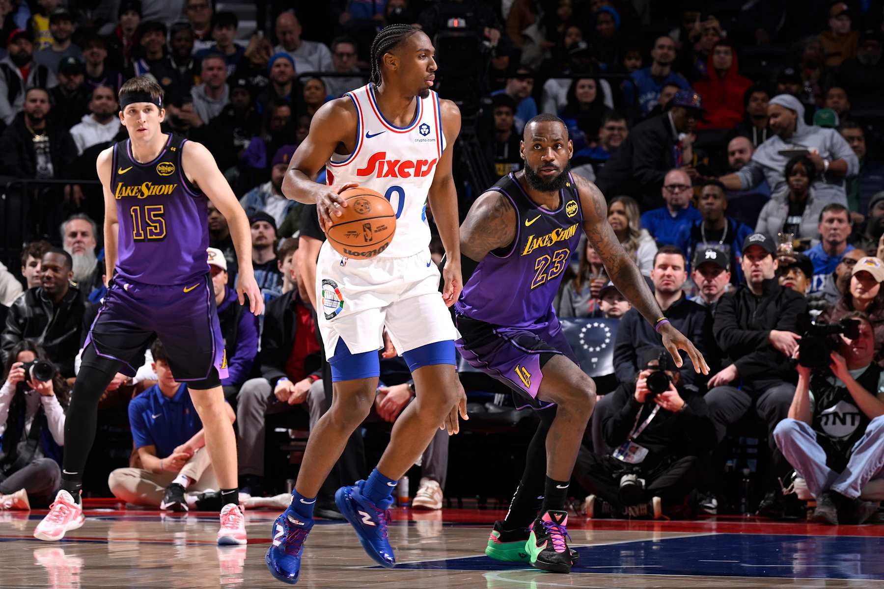 PHILADELPHIA, PA - JANUARY 28: LeBron James #23 of the Los Angeles Lakers plays defense during the game against the Philadelphia 76ers on January 28, 2025 at the Wells Fargo Center in Philadelphia, Pennsylvania NOTE TO USER: User expressly acknowledges and agrees that, by downloading and/or using this Photograph, user is consenting to the terms and conditions of the Getty Images License Agreement. Mandatory Copyright Notice: Copyright 2025 NBAE (Photo by David Dow/NBAE via Getty Images)