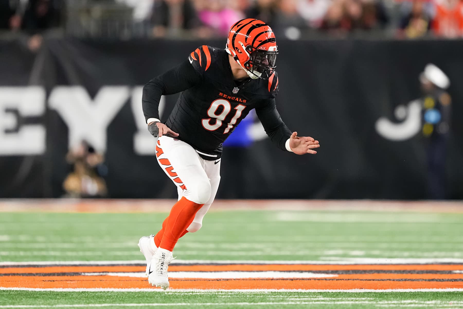 CINCINNATI, OHIO - DECEMBER 28: Trey Hendrickson #91 of the Cincinnati Bengals in action in the fourth quarter against the Denver Broncos at Paycor Stadium on December 28, 2024 in Cincinnati, Ohio. (Photo by Dylan Buell/Getty Images)