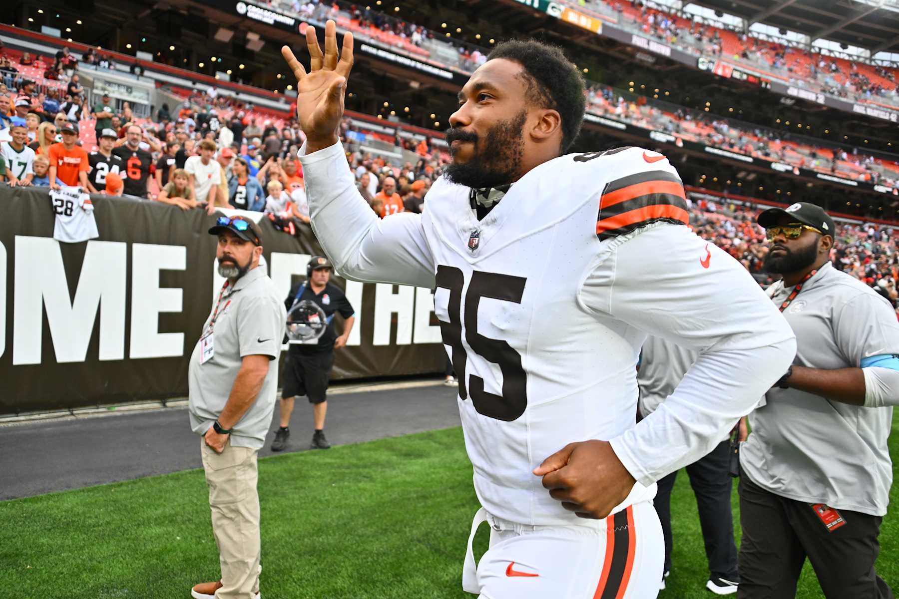 CLEVELAND, OHIO - AUGUST 10: Defensive end Myles Garrett #95 of the Cleveland Browns waves to the crowd after a preseason game against the Green Bay Packers at Cleveland Browns Stadium on August 10, 2024 in Cleveland, Ohio. The Packers defeated the Browns 23-10. (Photo by Jason Miller/Getty Images)