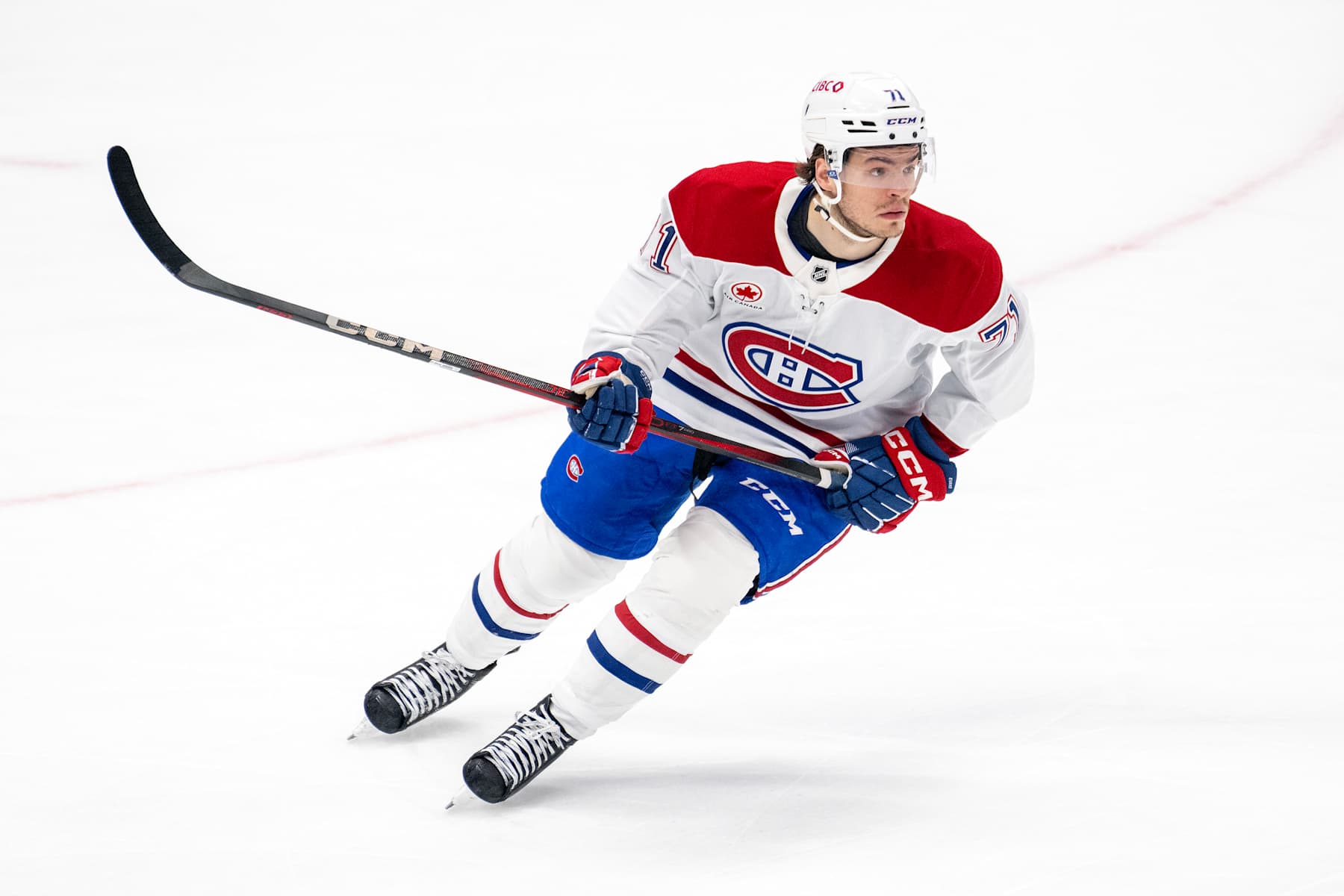ANAHEIM, CA - FEBRUARY 02: Montreal Canadiens Center Jake Evans (71) turns towards the play during an Anaheim Ducks game versus the Montreal Canadiens on February 2nd, 2025, at the Honda Center in Anaheim, CA. (Photo by Rob Curtis/Icon Sportswire via Getty Images)