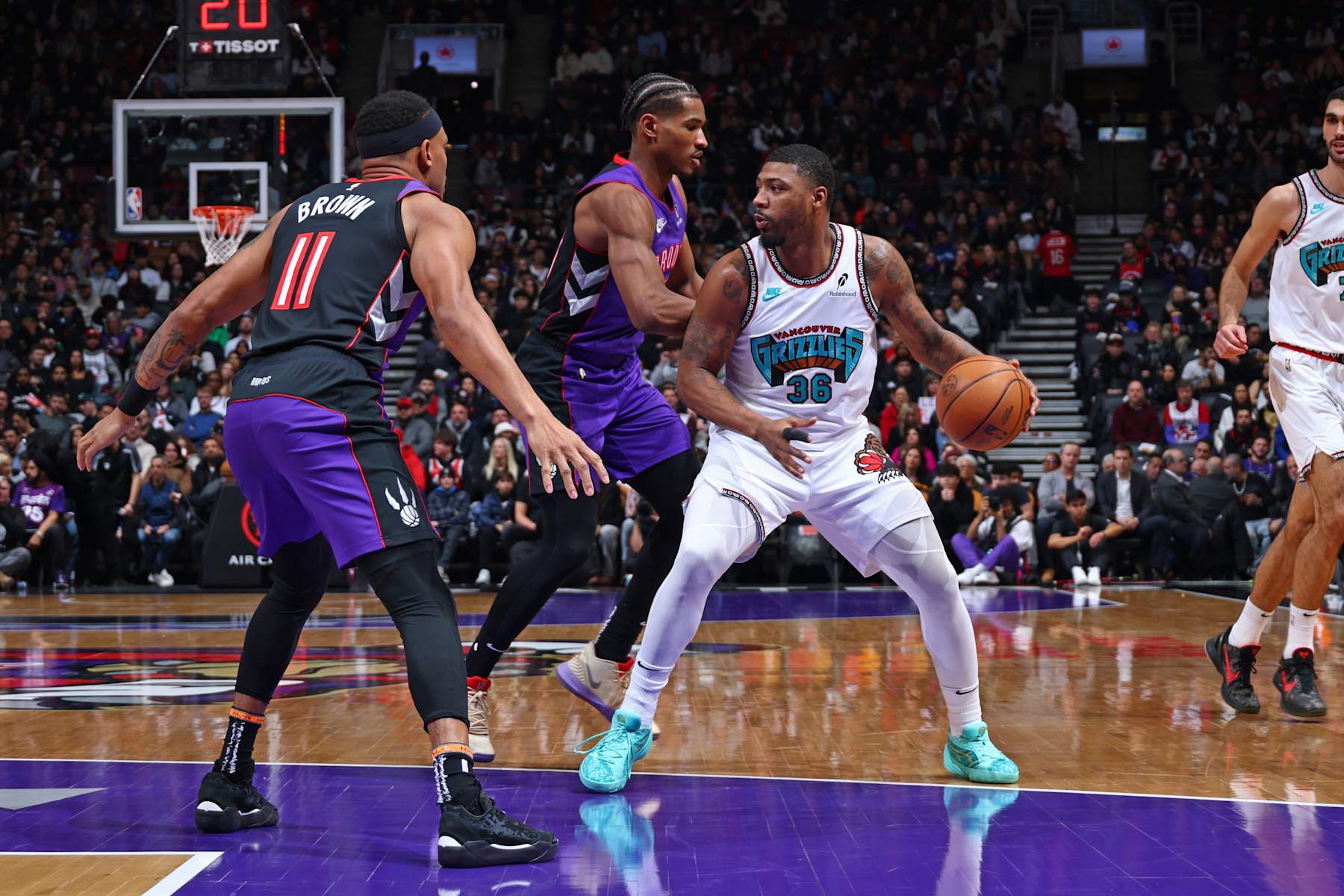 TORONTO, CANADA - FEBRUARY 5: Marcus Smart #36 of the Memphis Grizzlies handles the ball during the game against the Toronto Raptors on February 5, 2025 at the Scotiabank Arena in Toronto, Ontario, Canada. NOTE TO USER: User expressly acknowledges and agrees that, by downloading and or using this Photograph, user is consenting to the terms and conditions of the Getty Images License Agreement. Mandatory Copyright Notice: Copyright 2025 NBAE (Photo by Vaughn Ridley/NBAE via Getty Images)