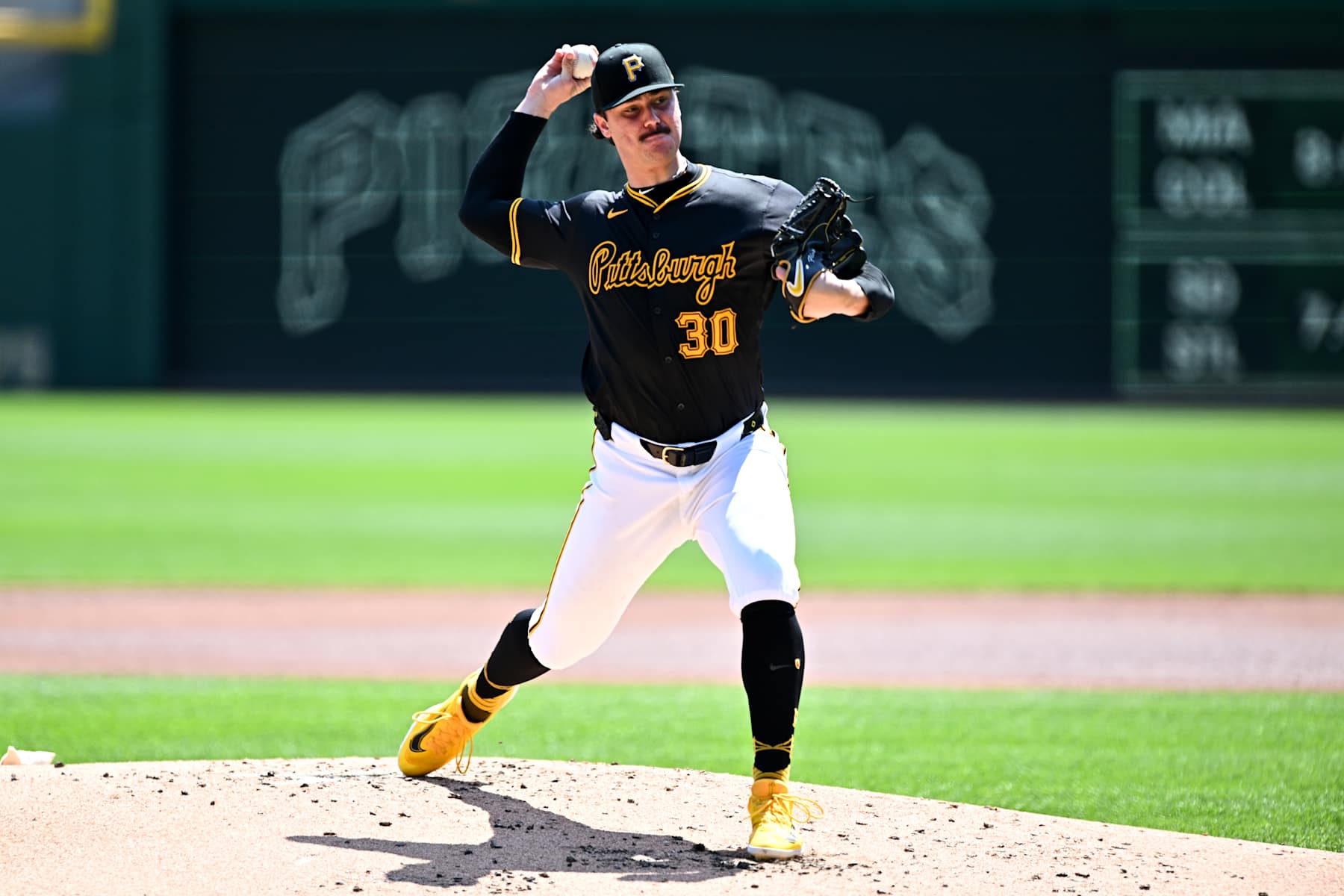 PITTSBURGH, PENNSYLVANIA - AUGUST 28, 2024: Paul Skenes #30 of the Pittsburgh Pirates throws a pitch during the second inning against the Chicago Cubs at PNC Park on August 28, 2024 in Pittsburgh, Pennsylvania. (Photo by Chris Bernacchi/Diamond Images via Getty Images)