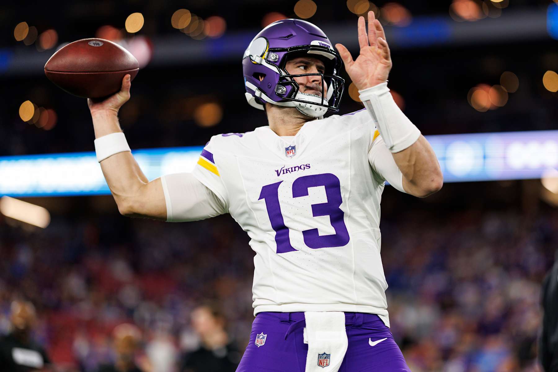 GLENDALE, ARIZONA - JANUARY 13: Quarterback Daniel Jones #13 of the Minnesota Vikings warms up prior to an NFC Wild Card game against the Los Angeles Rams, at State Farm Stadium on January 13, 2025 in Glendale, Arizona. (Photo by Brooke Sutton/Getty Images)