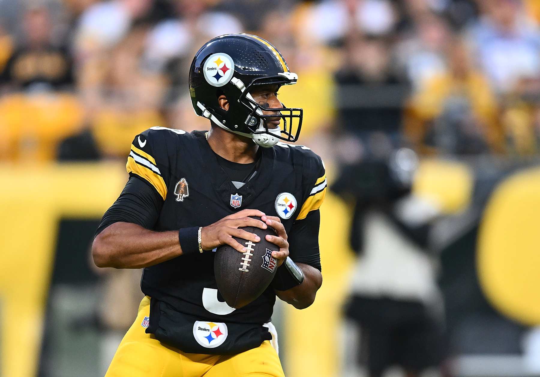 Steelers QB Russell Wilson