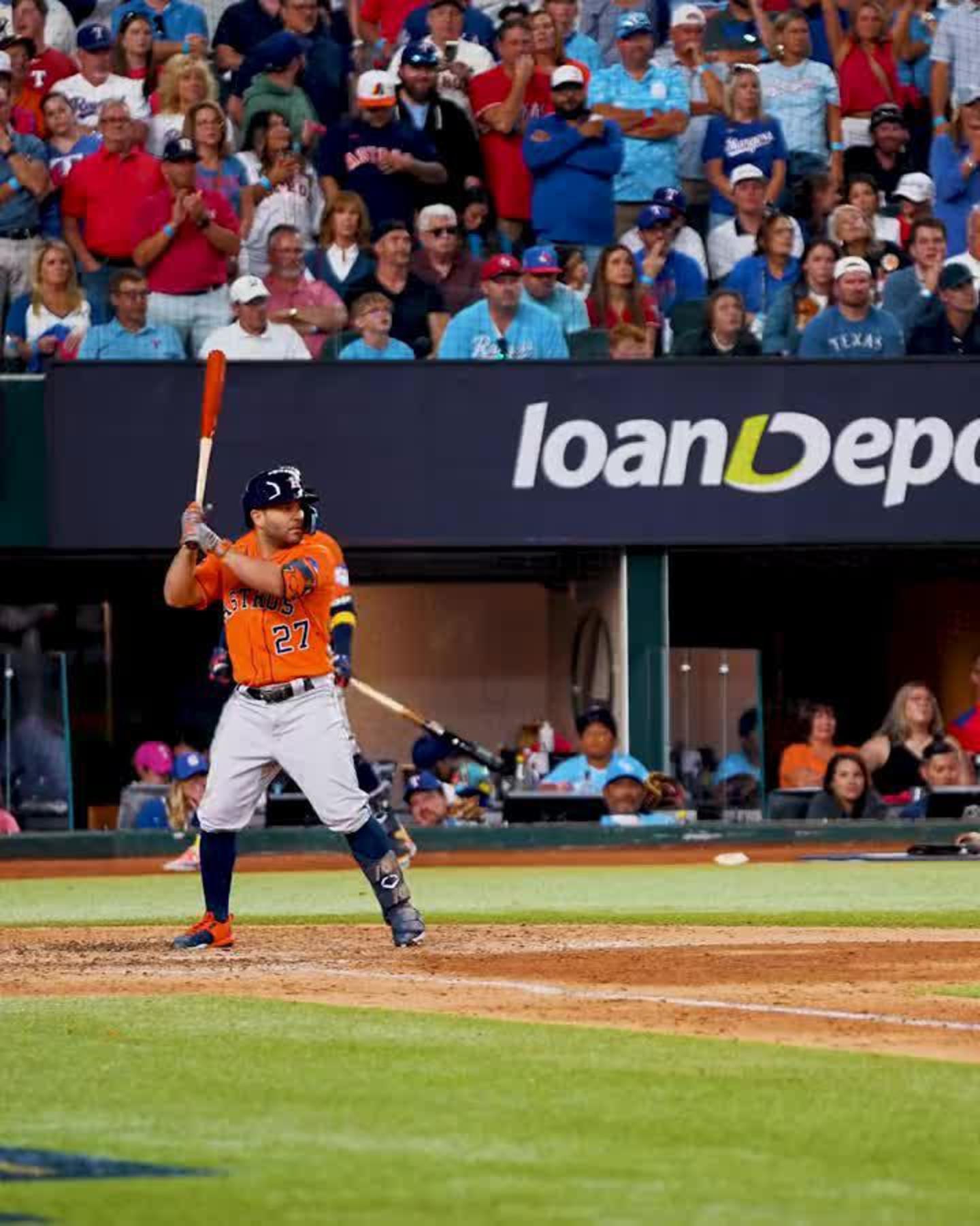 Jose Altuve has a MONSTER night! (2 homers, great play on 10-year