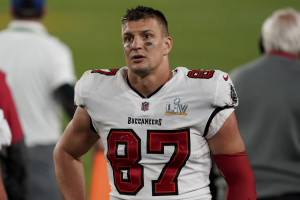 Report: Bills interested in Gronkowski ahead of free agency