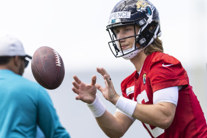 Jaguars WR battle 2021: Who won starter role between DJ Chark, Marvin Jones  Jr., Laviska Shenault, fantasy football implications - DraftKings Network