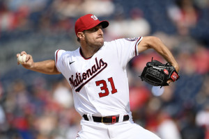 Scherzer shines in possible Nats bow; Phils split twinbill - WTOP News