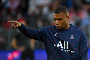 PSG plotting €200 million offer for Real Madrid target