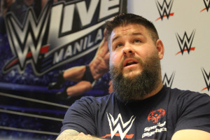 Kevin Owens' WWE Contract Reportedly Expires in January Amid AEW Rumors

