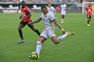 Kylian Mbappe Says He Told PSG He Wanted to Leave in July; Comments on Contract Talks
