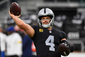 Derek Carr news: Raiders QB signs $121.5 million contract extension, per  report - DraftKings Network