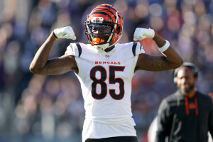 Tee Higgins injury: Cincinnati Bengals WR ruled out with concussion 