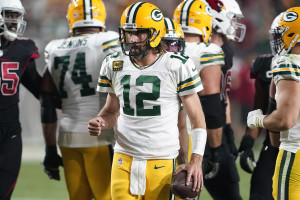 Jets' Zach Wilson impresses Aaron Rodgers in victory over Green Bay Packers:  'He can throw the heck out of it' 