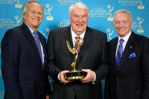 Cowboys' Jerry Jones: No One 'Lived a More Beautiful Football Life Than John Madden'