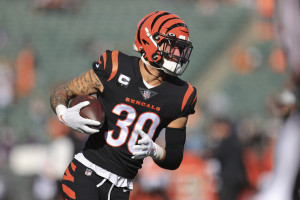 Joe Mixon COVID-19 news: Bengals RB is on the list for Week 18 - DraftKings  Network