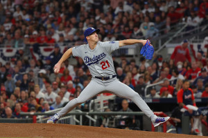 Cody Bellinger contract: Dodgers sign CF/1B to 1-year, $17 million