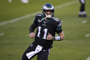 Hurts avoids railing collapse, Eagles move closer to playoff berth